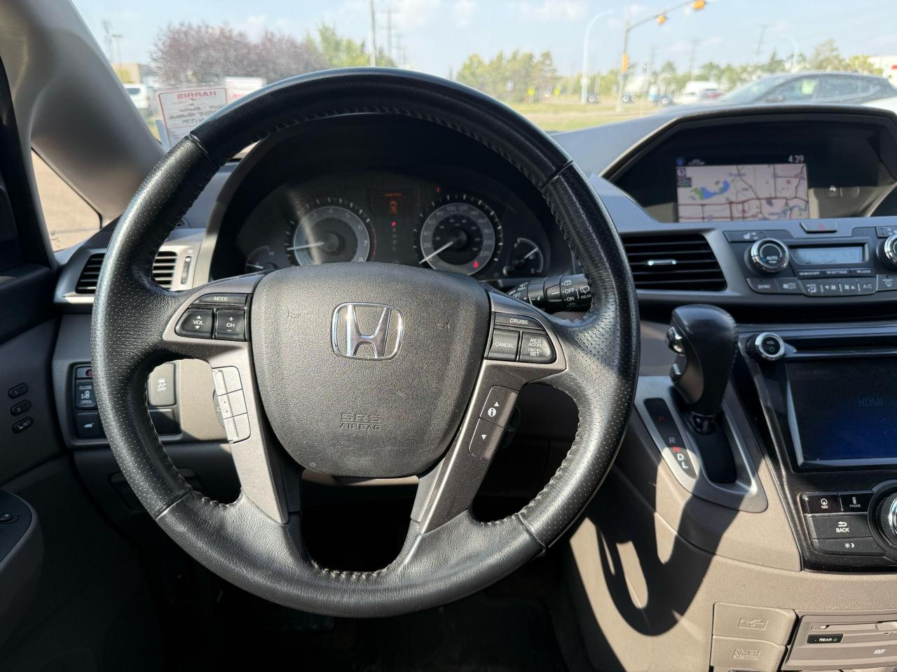 2014 Honda Odyssey Touring | FULL LOAD!! | ALL CREDIT ACCEPTED!! - Photo #9