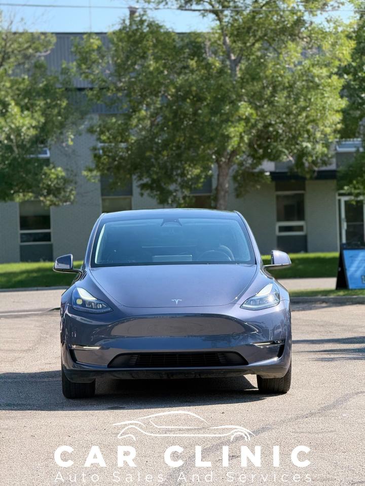 Used 2023 Tesla Model Y Long Range AWD for sale in Calgary, AB