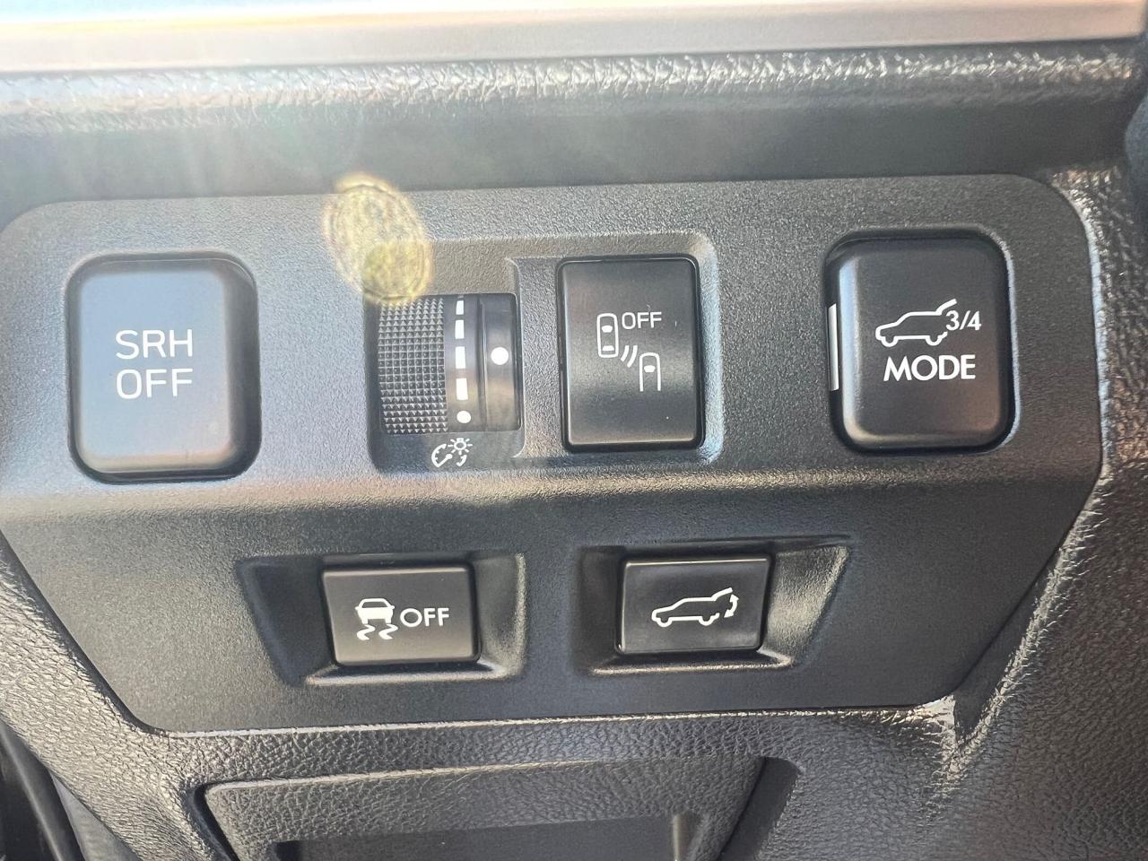 2018 Subaru Forester 2.5i Limited CVT w/EyeSight Pkg - Photo #10