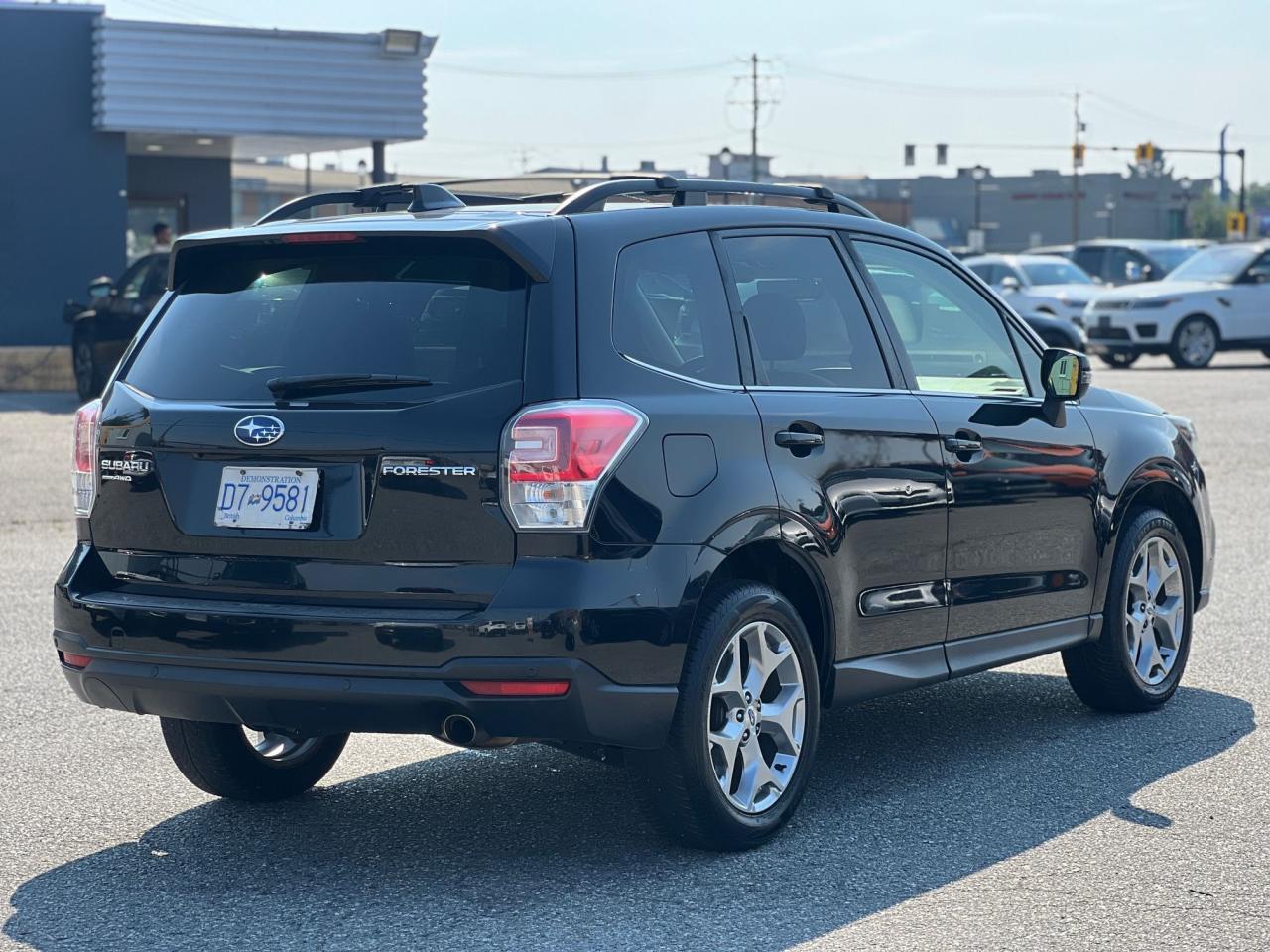 2018 Subaru Forester 2.5i Limited CVT w/EyeSight Pkg - Photo #14