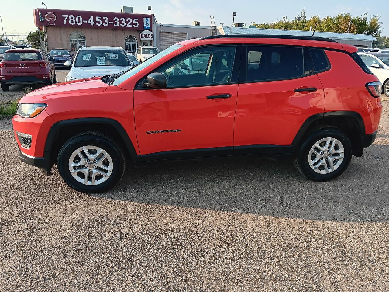 2018 Jeep Compass AWD, Remote, Htd Seats & Steering, BU Cam - Photo #4