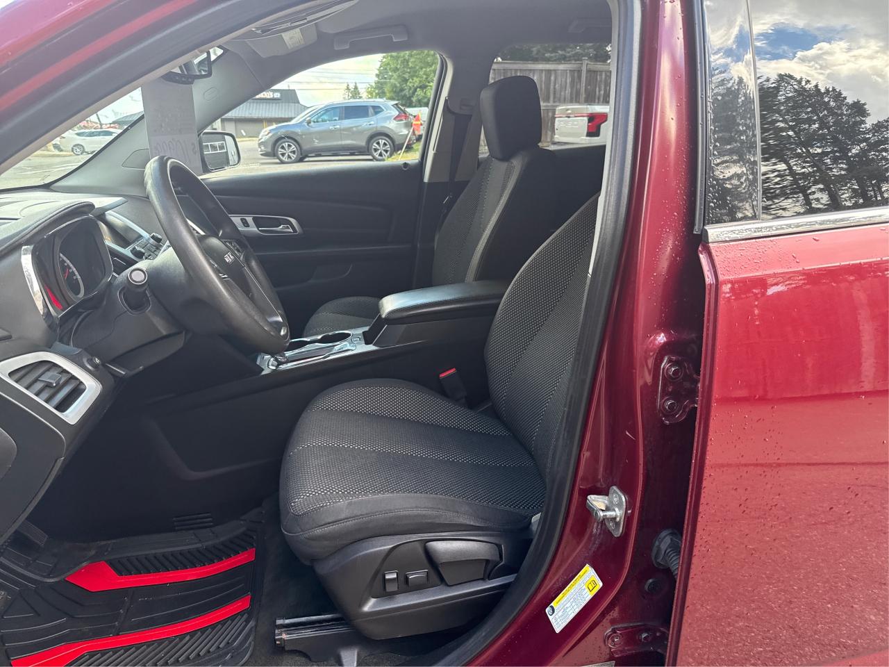 2017 GMC Terrain  - Photo #9