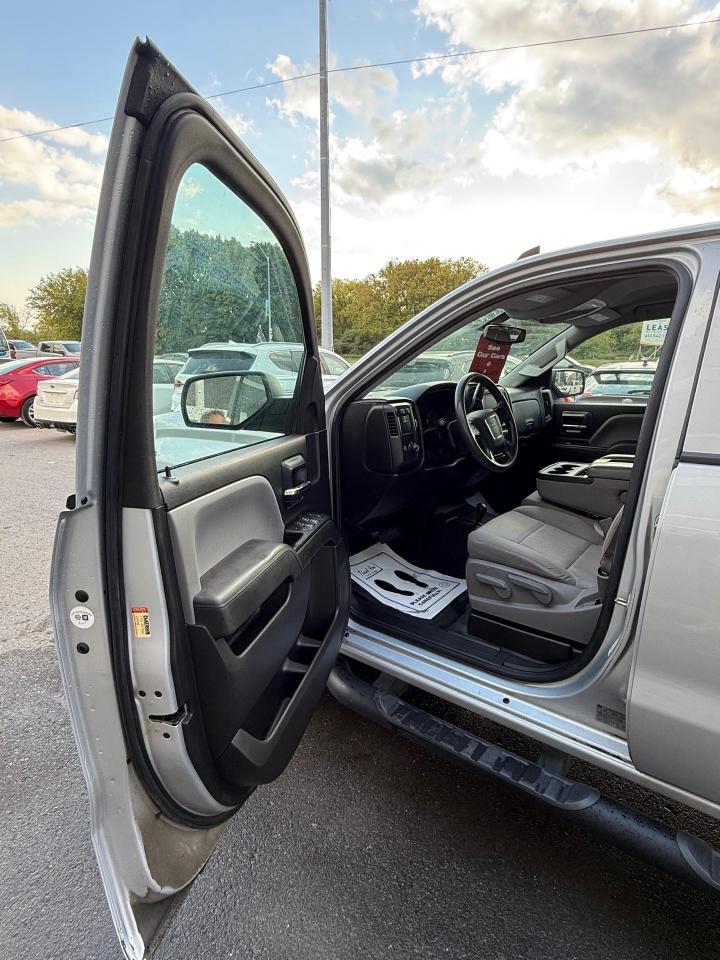 2016 GMC Sierra 1500  Photo2