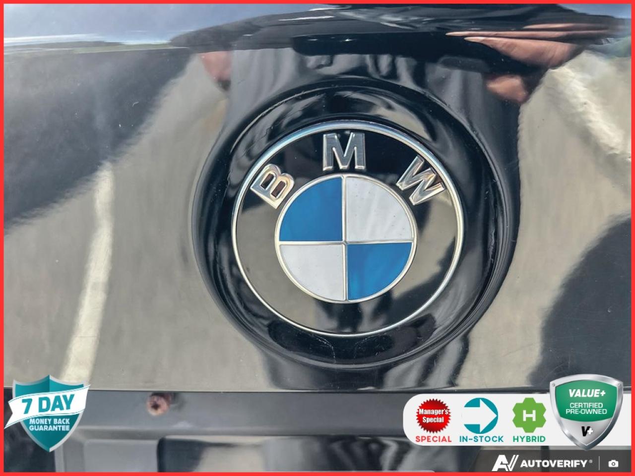 2018 BMW 330e iPerformance Photo