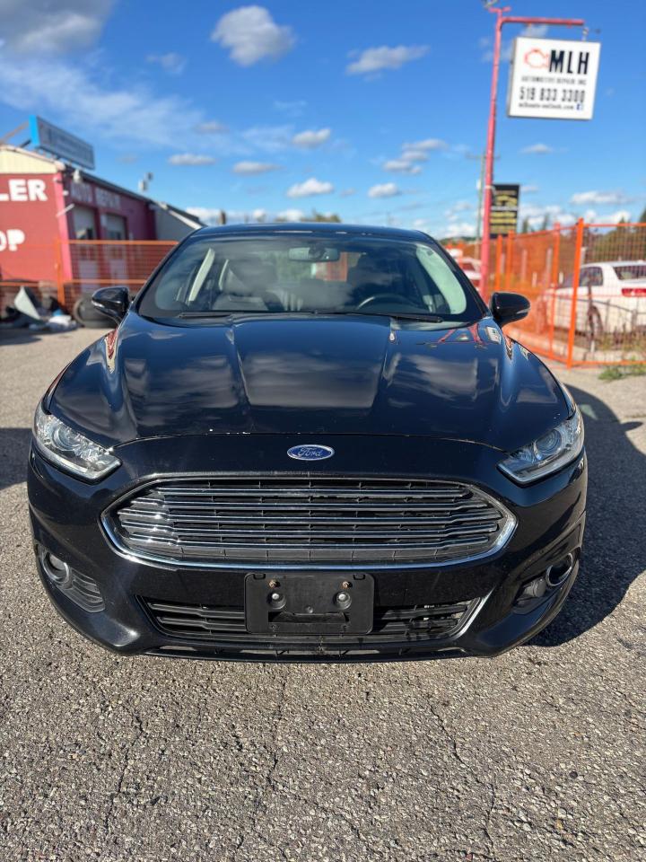2013 Ford Fusion SE - Photo #2