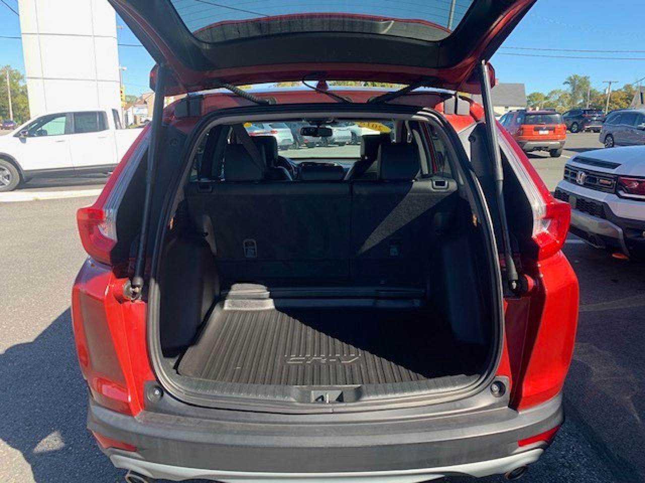 2018 Honda CR-V Touring Photo