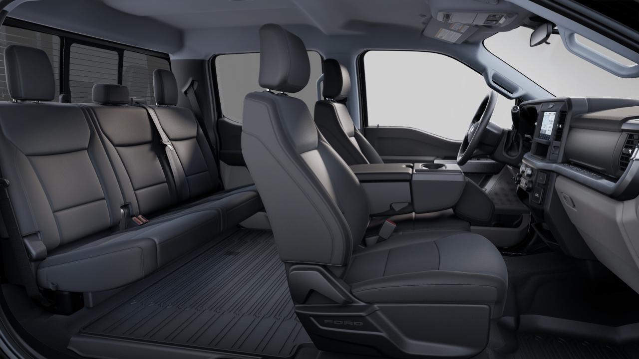 2025 Ford F-250 Super Duty SRW XLT Photo5