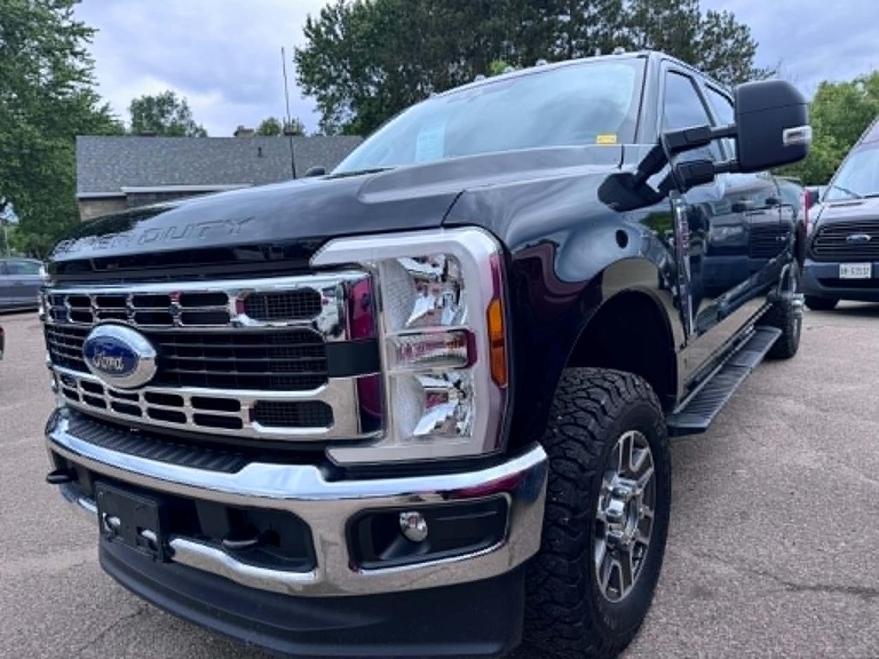 2025 Ford F-250 Super Duty SRW XLT Photo