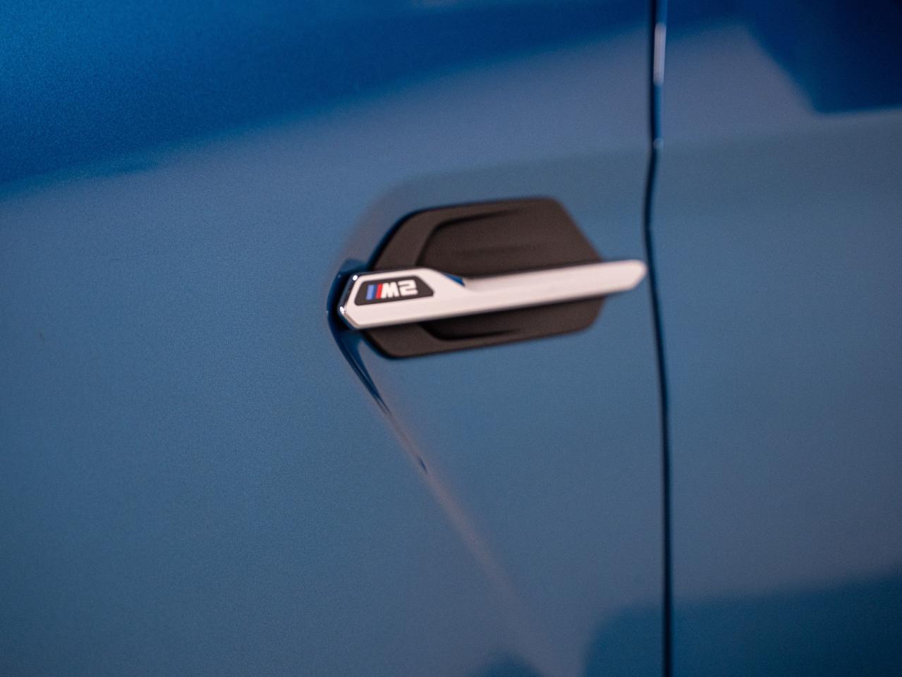 2016 BMW M2 HARMAN/KARDON | 19 IN Photo