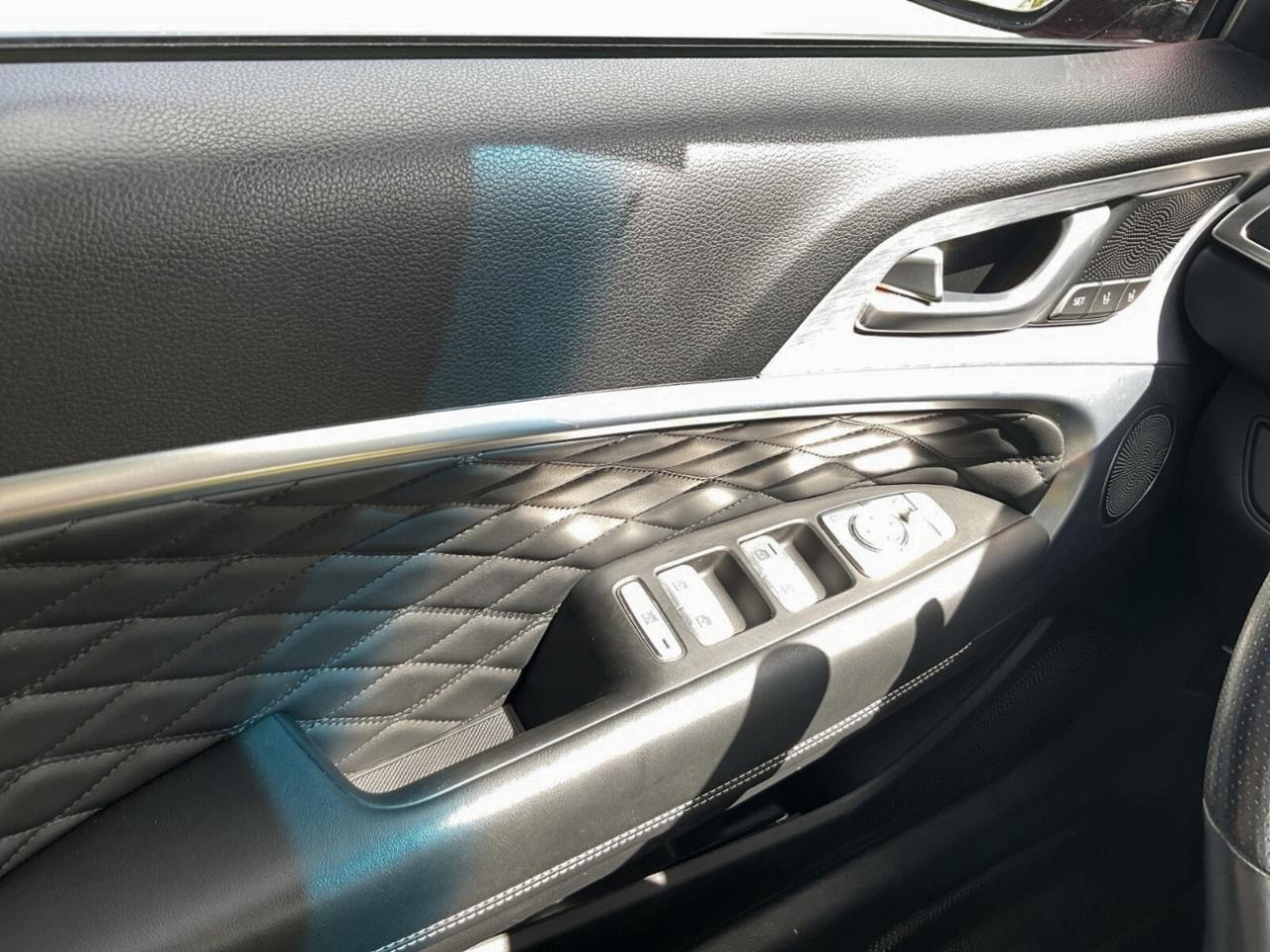 2020 Genesis G70 2.0T Nice ride! Great Value! Fantastic Handling! Photo