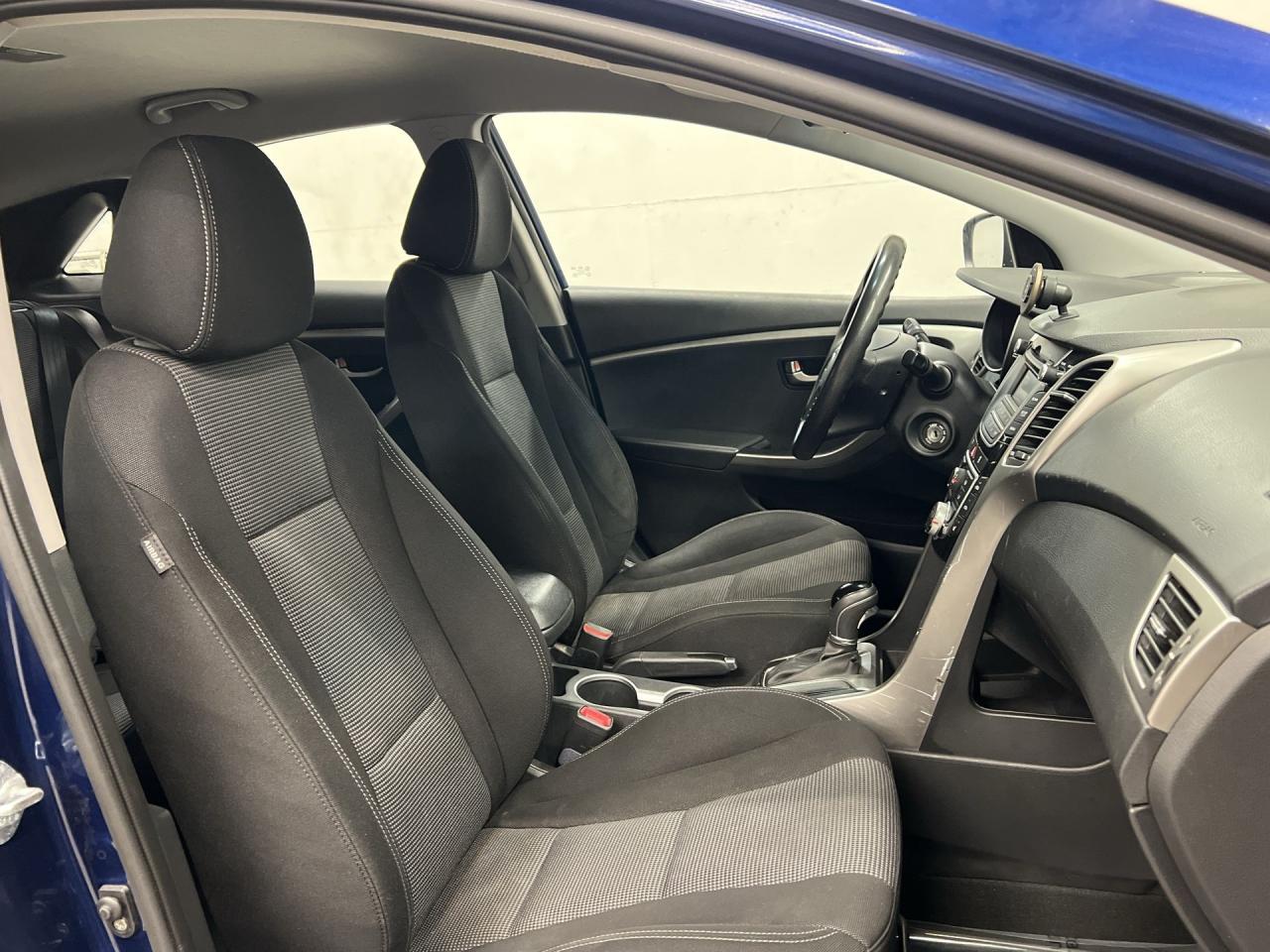 2013 Hyundai Elantra GT AUTOMATIC | LOW KMS!! | HEATED SEATS | BLUETOOTH Photo