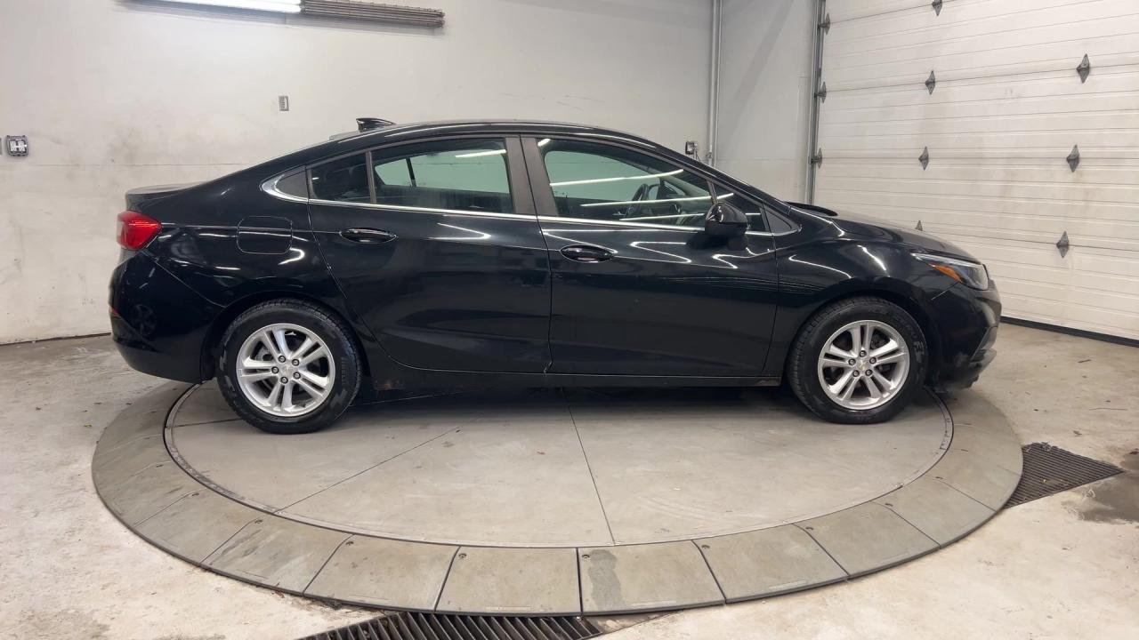 2018 Chevrolet Cruze LT | TECH & CONVENIENCE PKGS | SUNOOF | CARPLAY Photo4