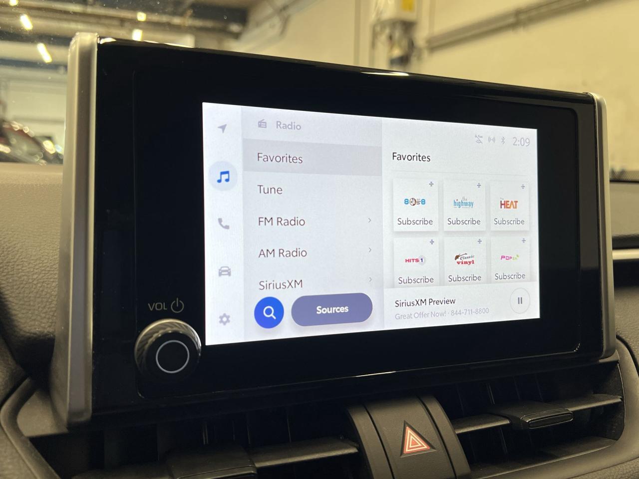 2023 Toyota RAV4 AWD | HEATED SEATS |CARPLAY | BLIND SPOT| REAR CAM Photo