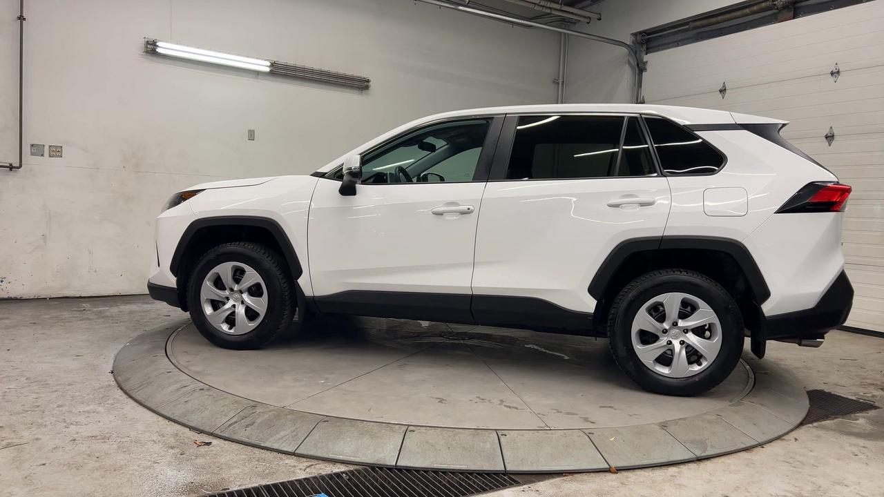 2023 Toyota RAV4 AWD | HEATED SEATS |CARPLAY | BLIND SPOT| REAR CAM Photo
