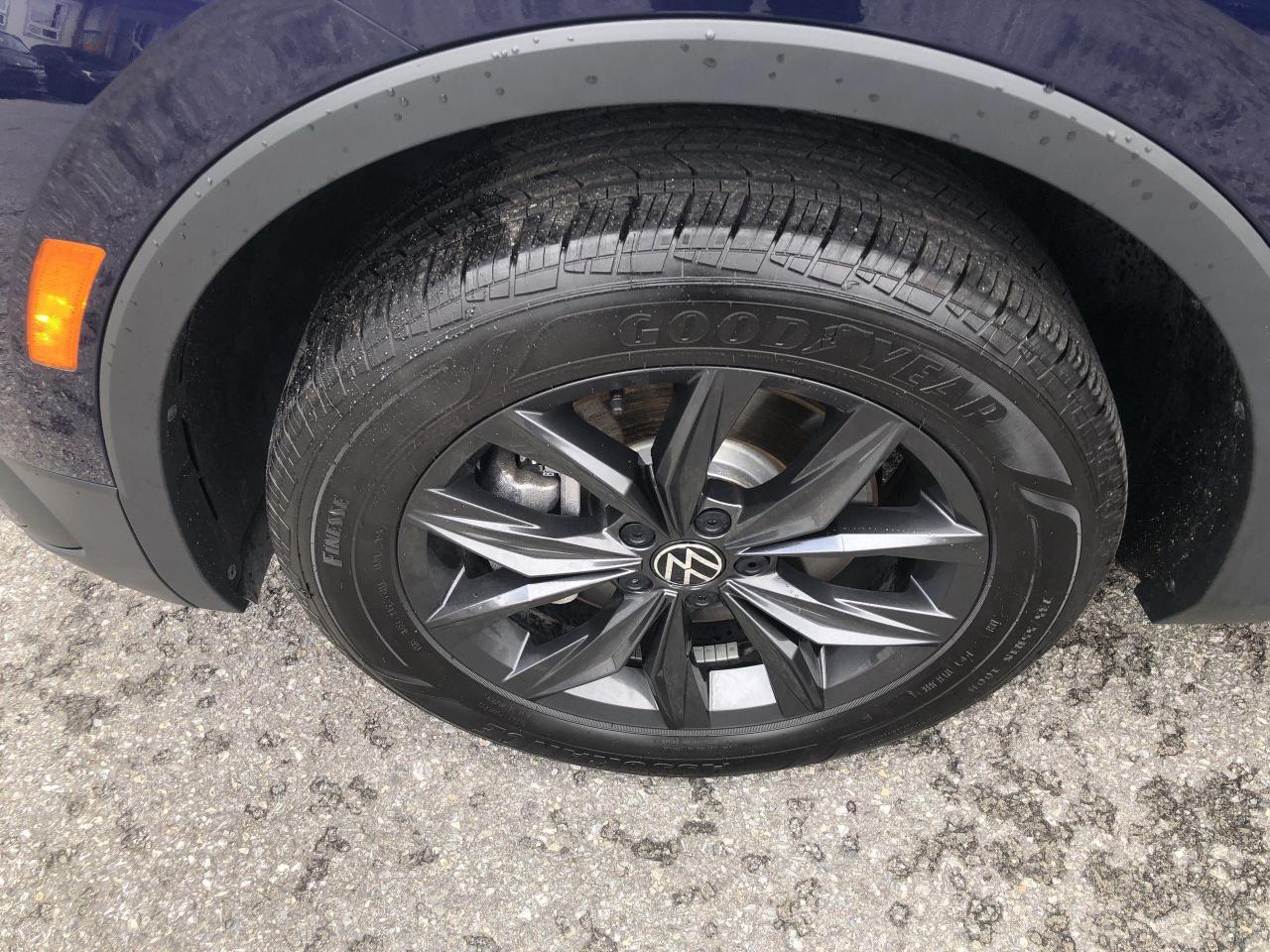 2024 Volkswagen Tiguan Comfortline LEATHERETTE, ADAPTIVE CRUISE, BLIS, HT Photo