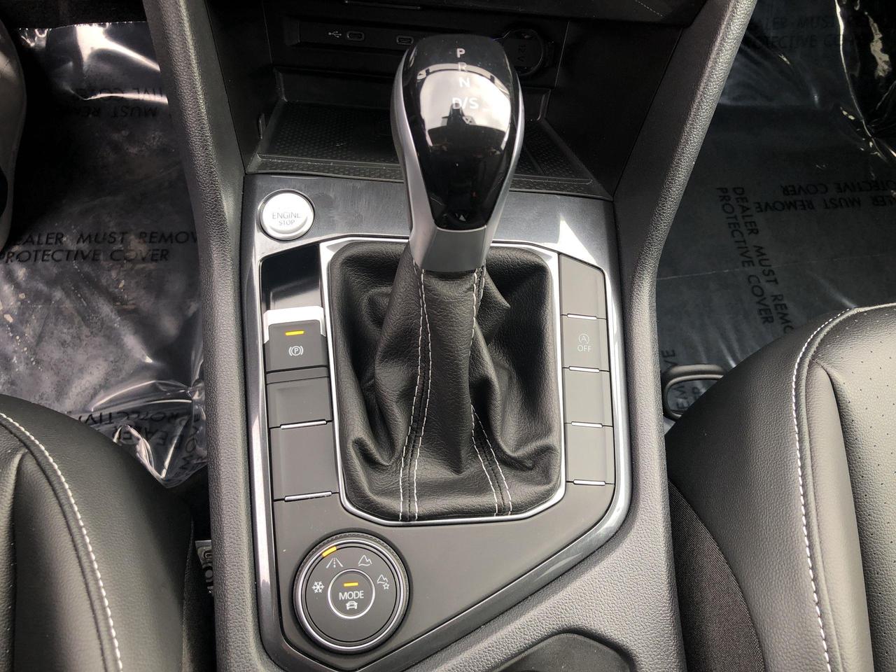 2024 Volkswagen Tiguan Comfortline LEATHERETTE, ADAPTIVE CRUISE, BLIS, HT Photo