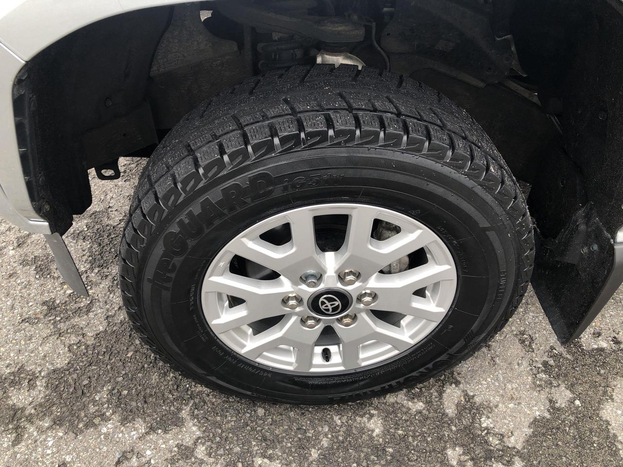 2024 Toyota Tacoma 6 FOOT BOX, HTD. SEATS, BLIS, BK. CAM, ALLOYS Photo