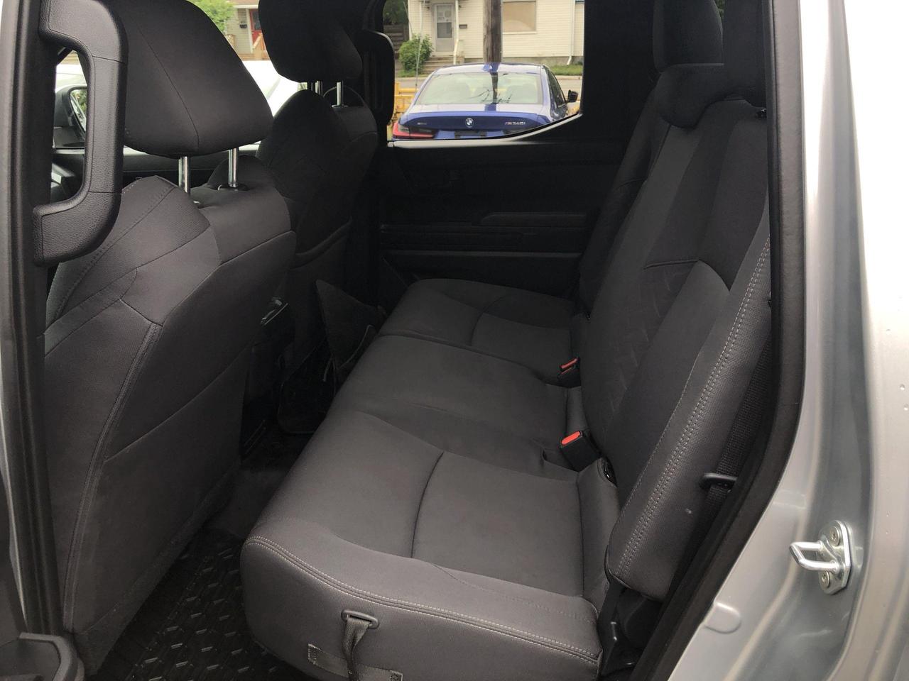 2024 Toyota Tacoma 6 FOOT BOX, HTD. SEATS, BLIS, BK. CAM, ALLOYS Photo