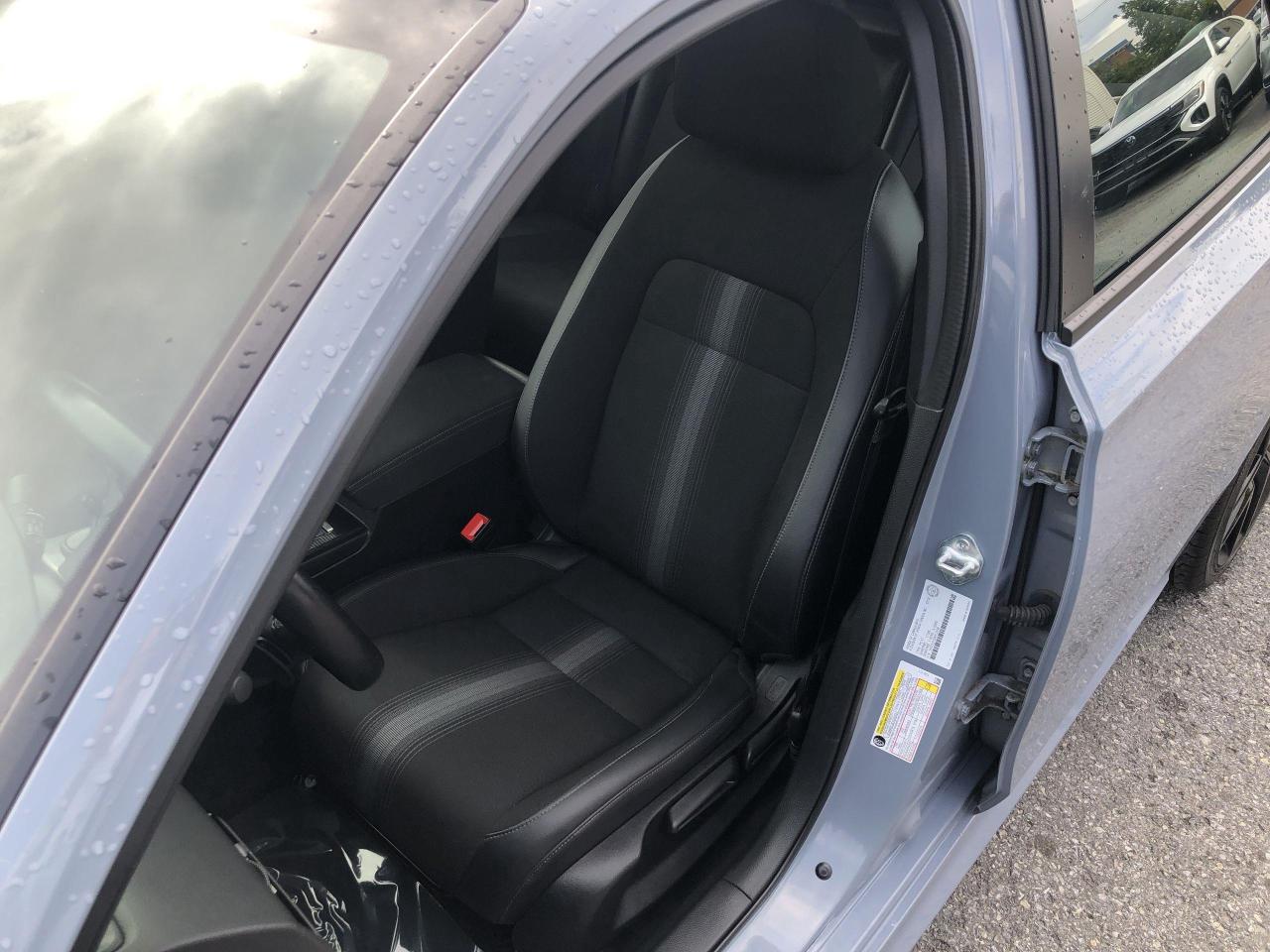 2022 Honda Civic Sport SPORT, LIKE NEW!!  ONLY 22KKMS, ROOF, HTD.SE Photo