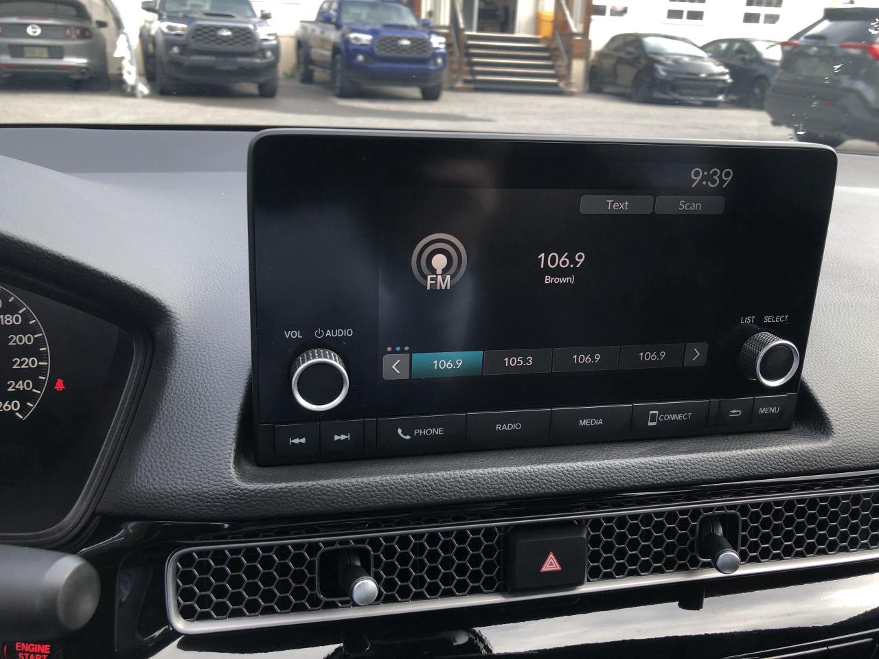 2022 Honda Civic Sport SPORT, LIKE NEW!!  ONLY 22KKMS, ROOF, HTD.SE Photo