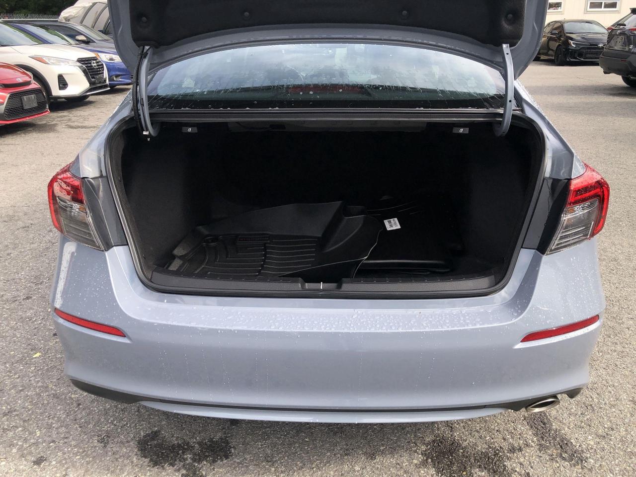 2022 Honda Civic Sport SPORT, LIKE NEW!!  ONLY 22KKMS, ROOF, HTD.SE Photo