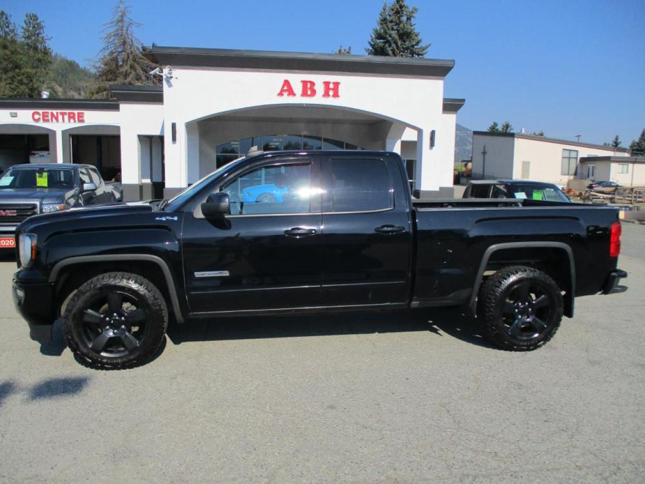 2018 GMC Sierra 1500 Double Cab 4x4 - Photo #3