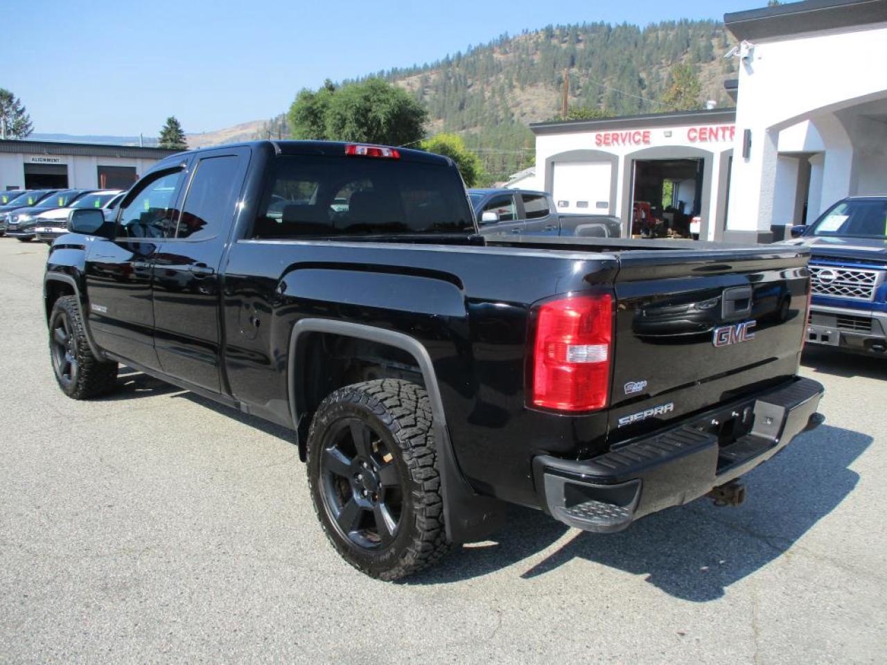2018 GMC Sierra 1500 Double Cab 4x4 - Photo #6