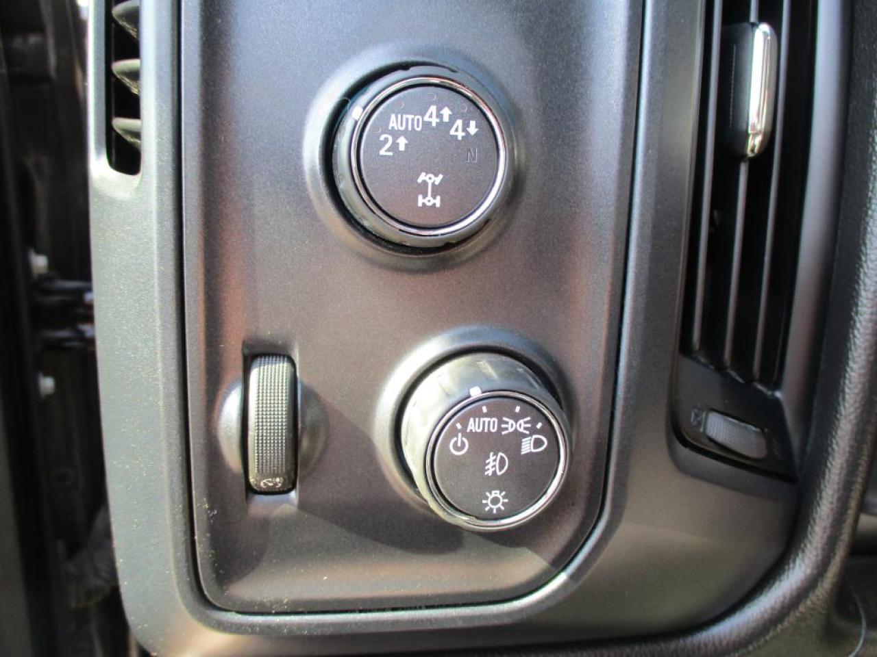 2018 GMC Sierra 1500 Double Cab 4x4 - Photo #10