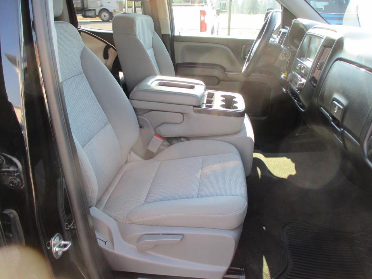 2018 GMC Sierra 1500 Double Cab 4x4 - Photo #12