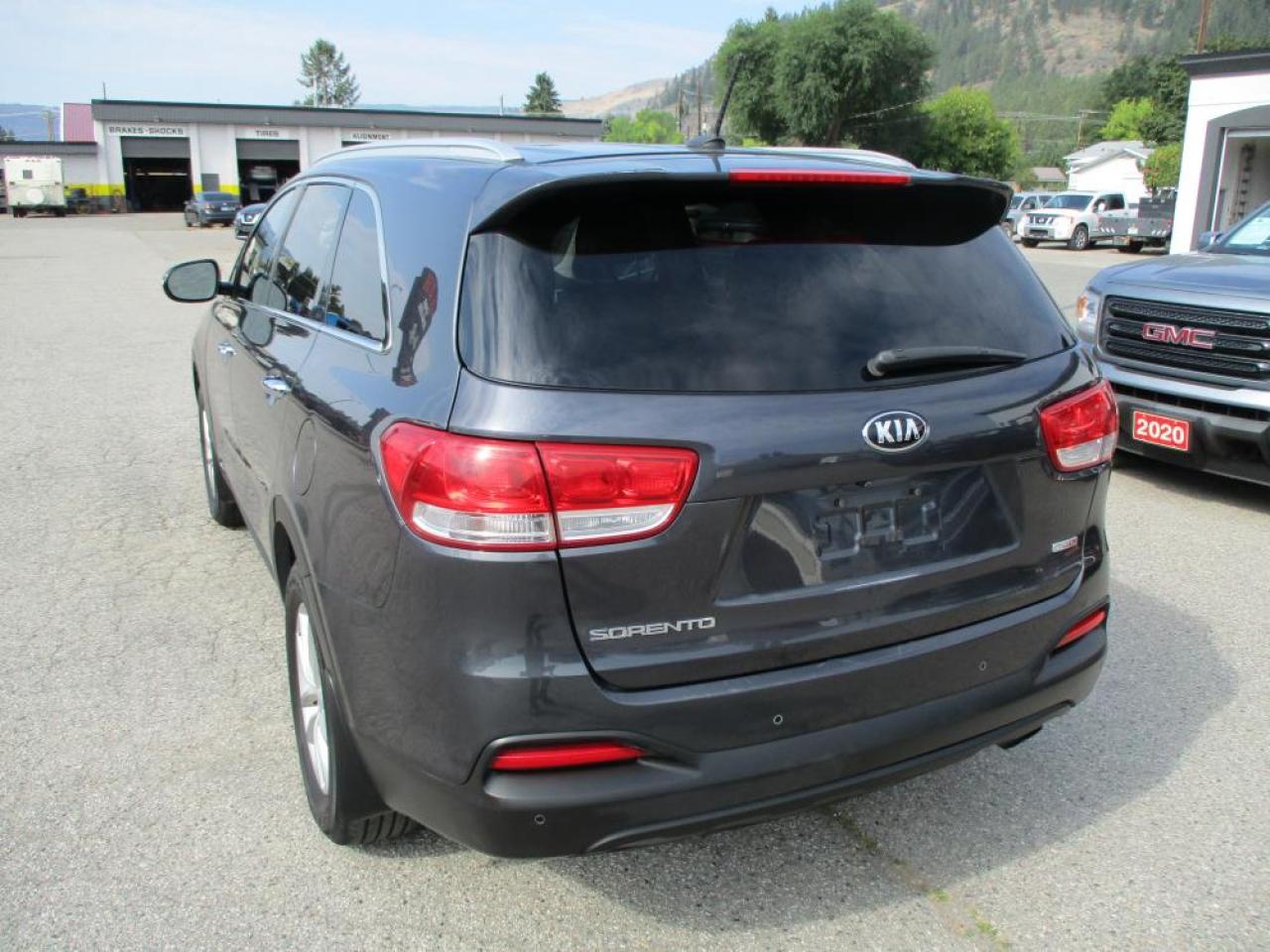 2016 Kia Sorento LX AWD Photo3