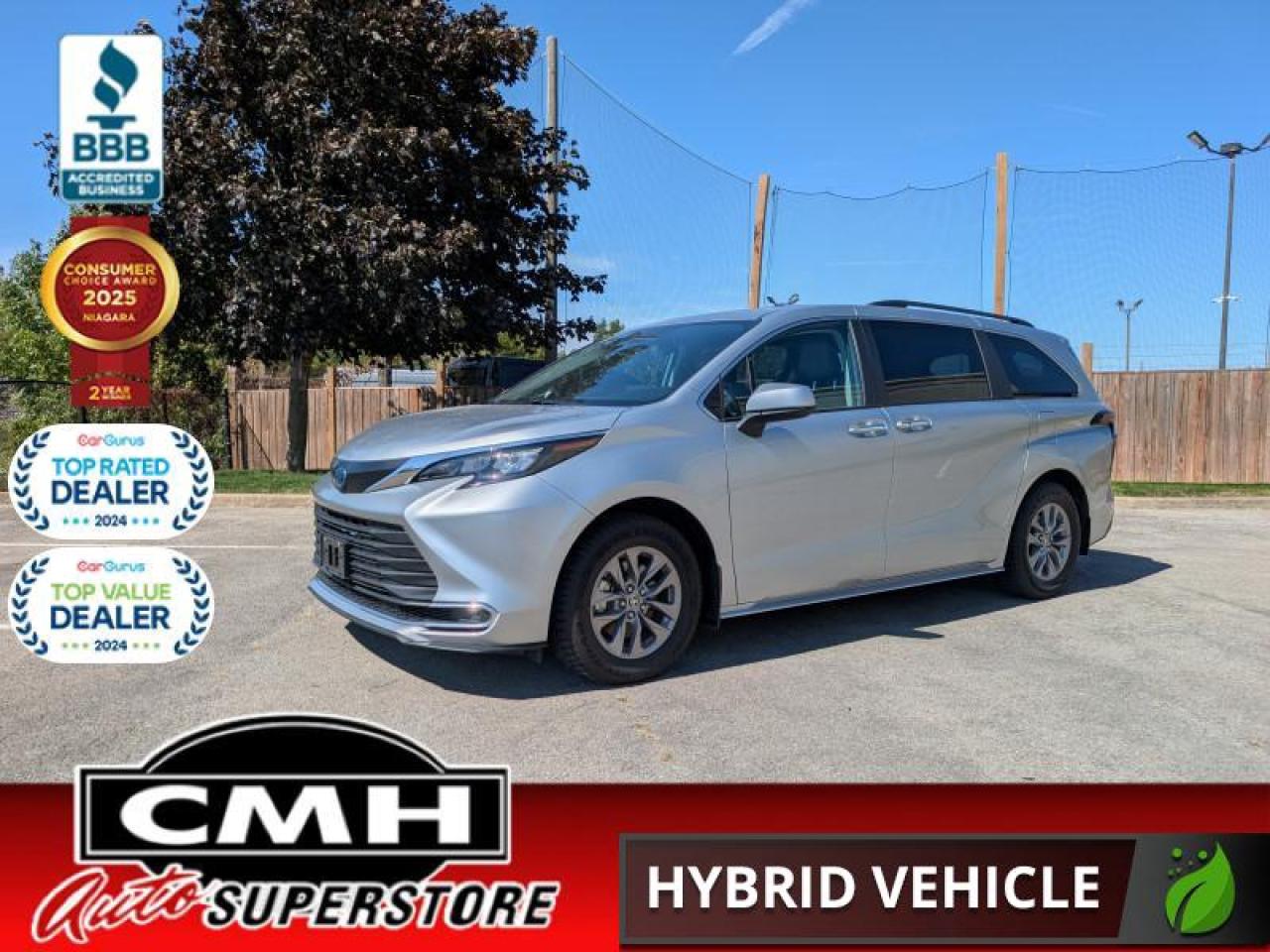 2024 Toyota Sienna XLE  **ULTRA LOW MILEAGE**