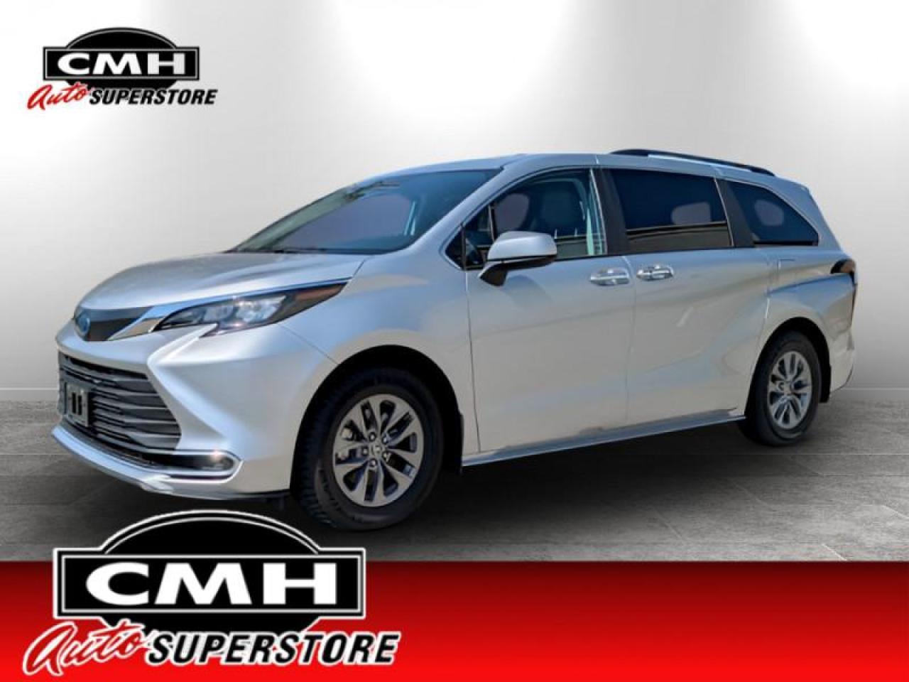 2024 Toyota Sienna XLE Plus Package  **ULTRA LOW MILEAGE**