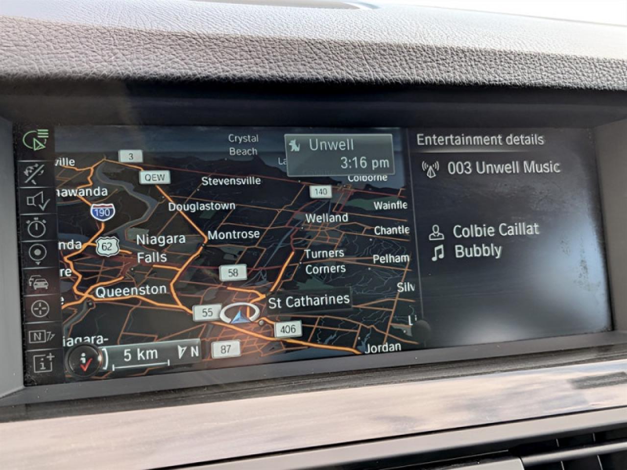 2014 BMW 5 Series 535i xDrive  **PREMIUM PACKAGE** Photo