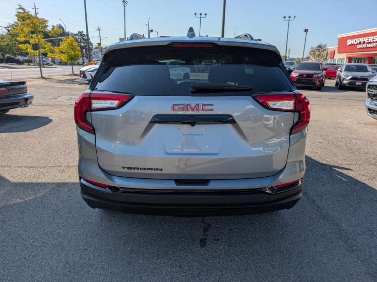2024 GMC Terrain SLE  **ELEVATION EDITION** Photo3
