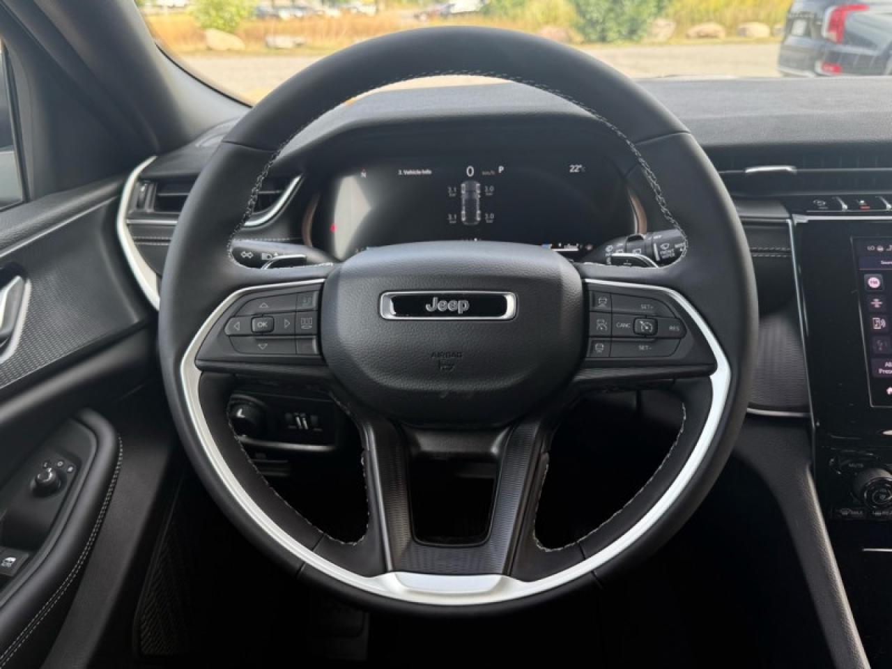 2025 Jeep Grand Cherokee Laredo  - Sunroof Photo