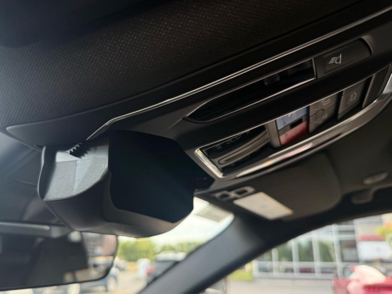 2025 Jeep Grand Cherokee Laredo  - Sunroof Photo