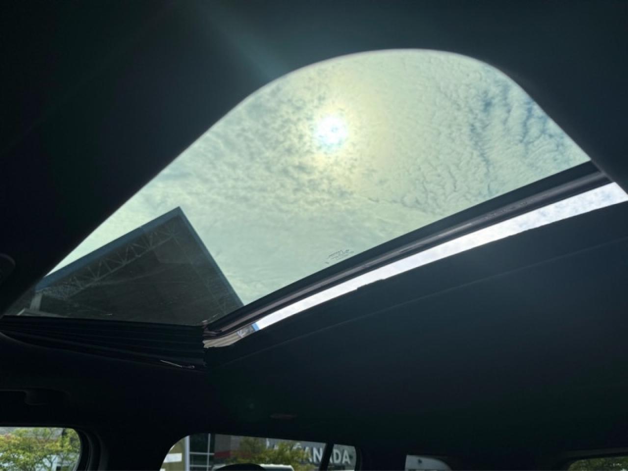2025 Jeep Grand Cherokee Laredo  - Sunroof Photo