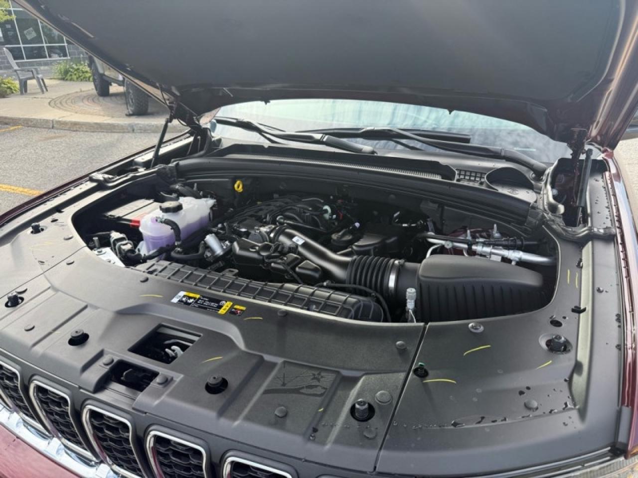 2025 Jeep Grand Cherokee Laredo  - Sunroof Photo