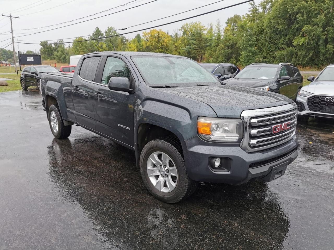 2015 GMC Canyon SLE Photo2