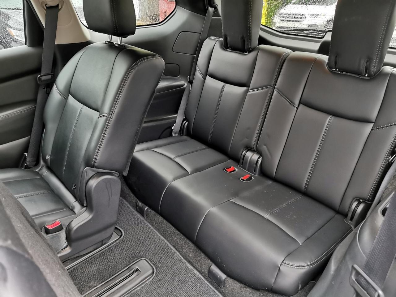 2015 Nissan Pathfinder SV - Photo #27