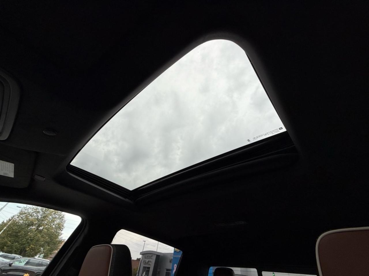 2026 GMC Sierra 1500 Denali Ultimate  - Leather Seats Photo