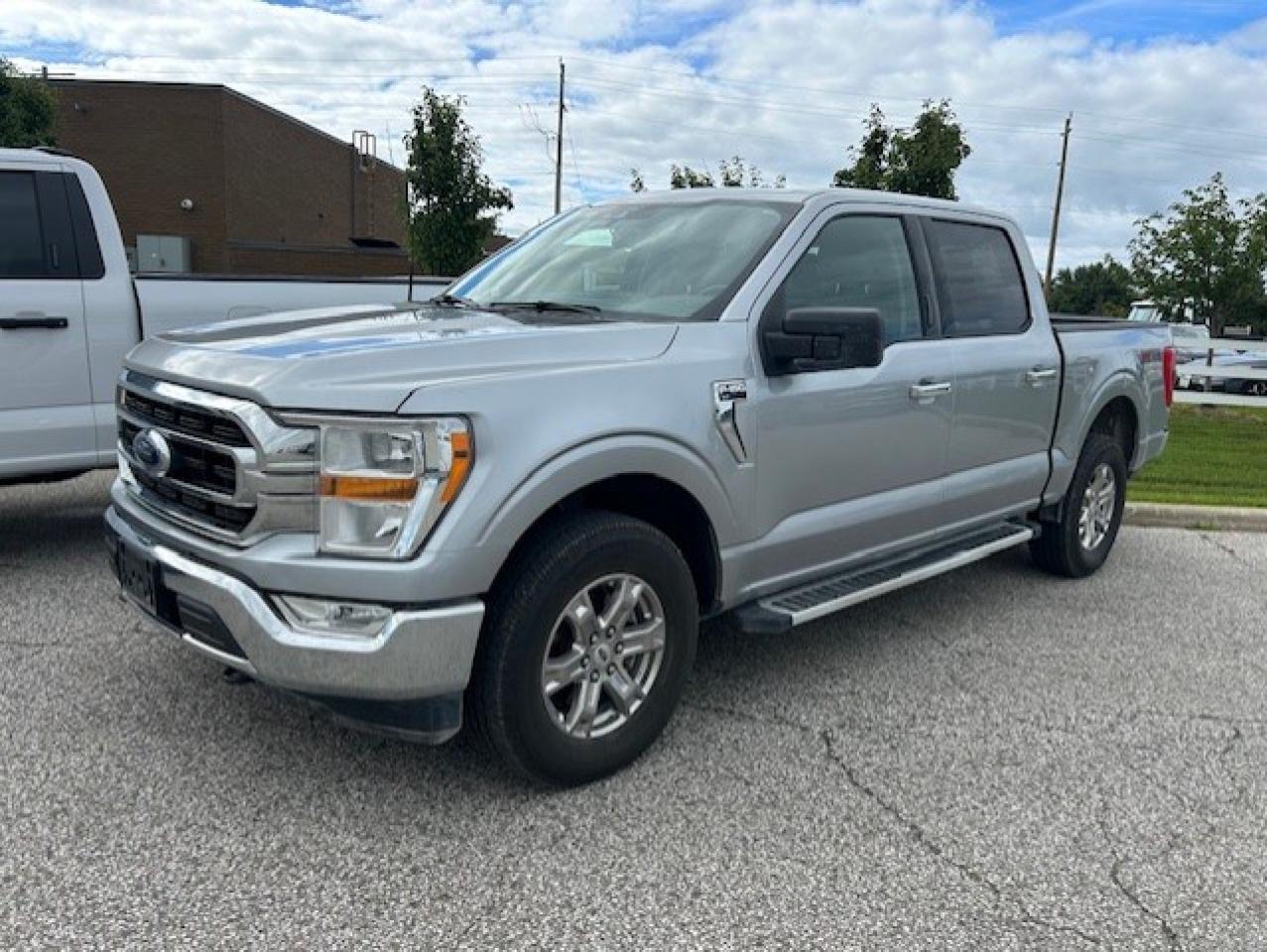 Used 2022 Ford F-150 XLT 4WD SuperCrew 5.5' Box for sale in Watford, ON