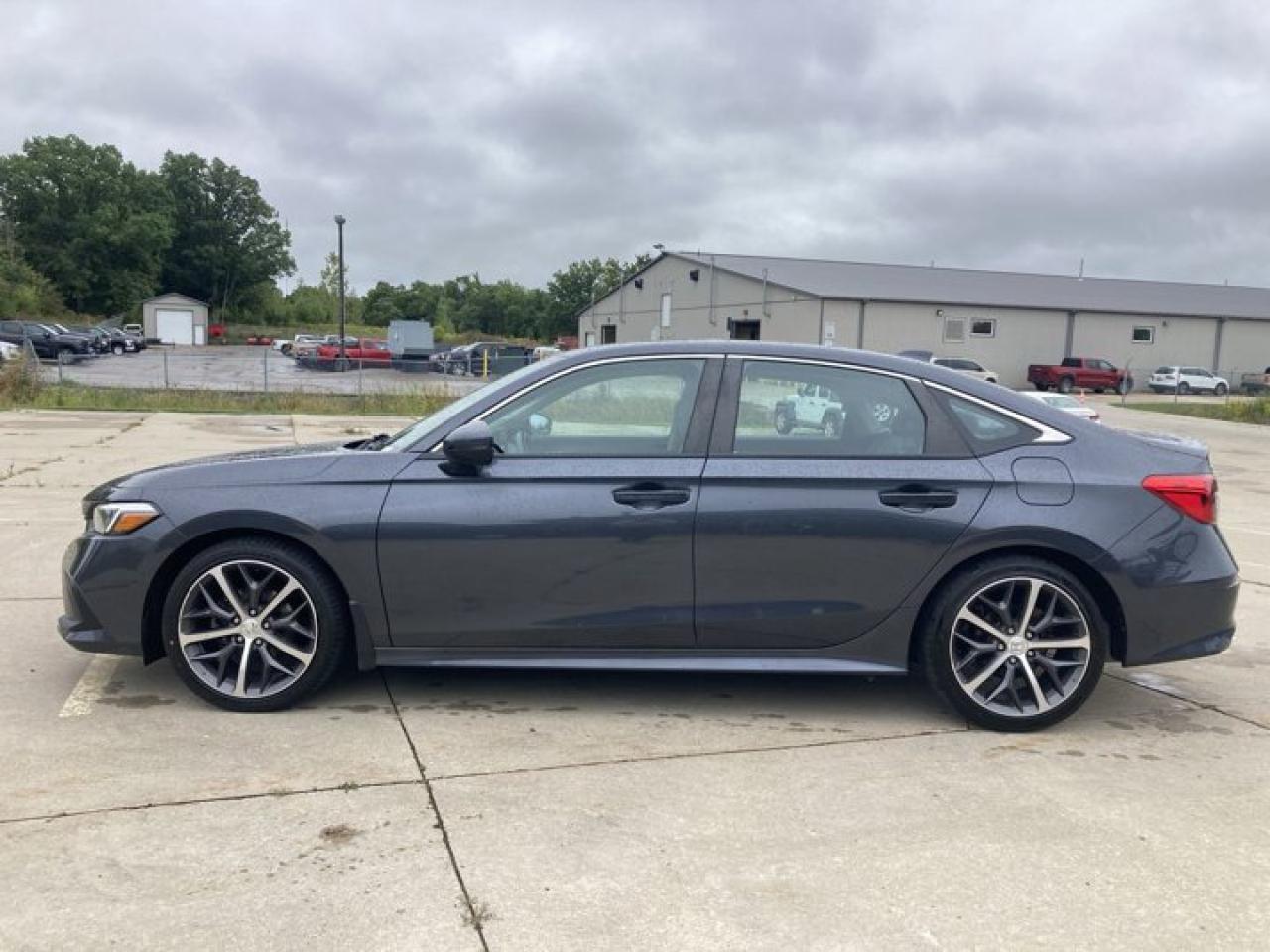 2022 Honda Civic Sedan Touring | Factory Remote Start | Heated Seats | Leather Photo