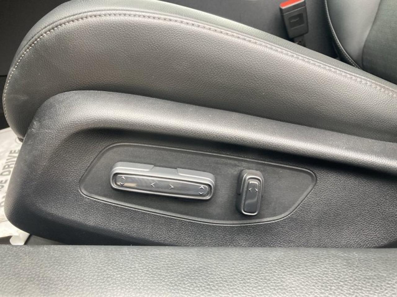 2022 Honda Civic Sedan Touring | Factory Remote Start | Heated Seats | Leather Photo