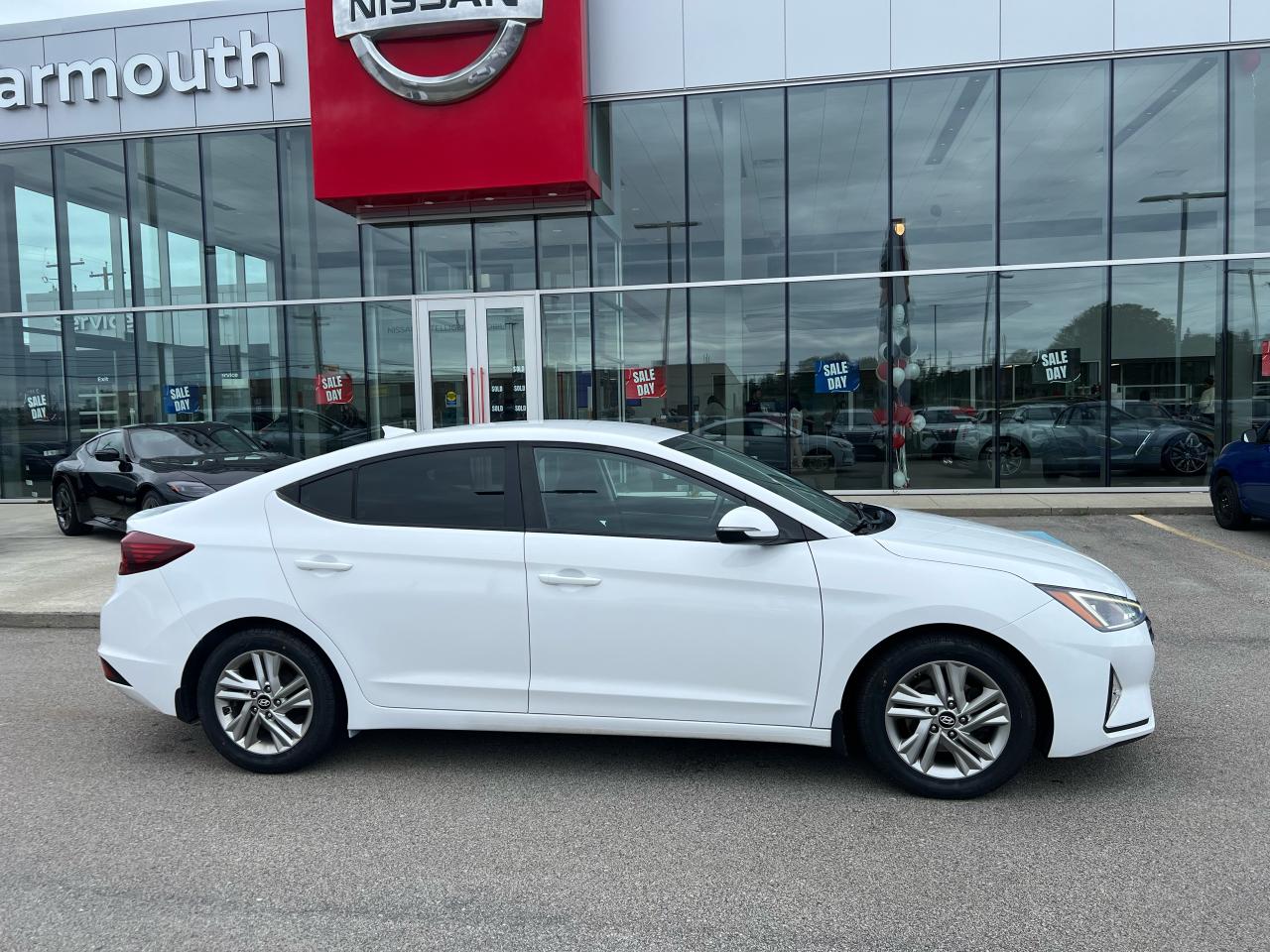 2019 Hyundai Elantra Preferred Photo2