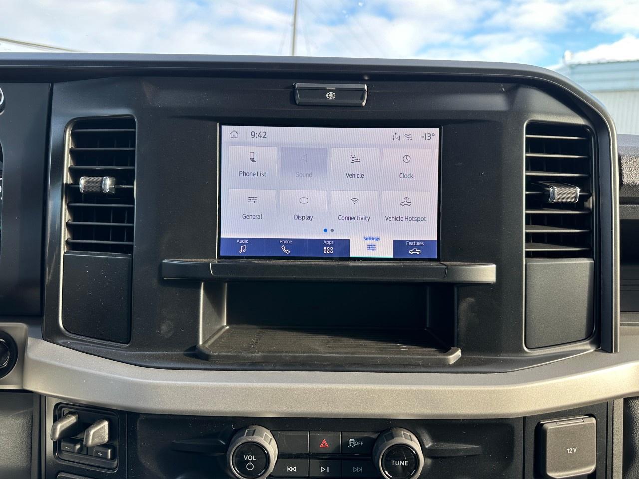 2026 Ford F-550 Super Duty DRW XL 4WD Crew Cab 203" WB 84" CA Photo