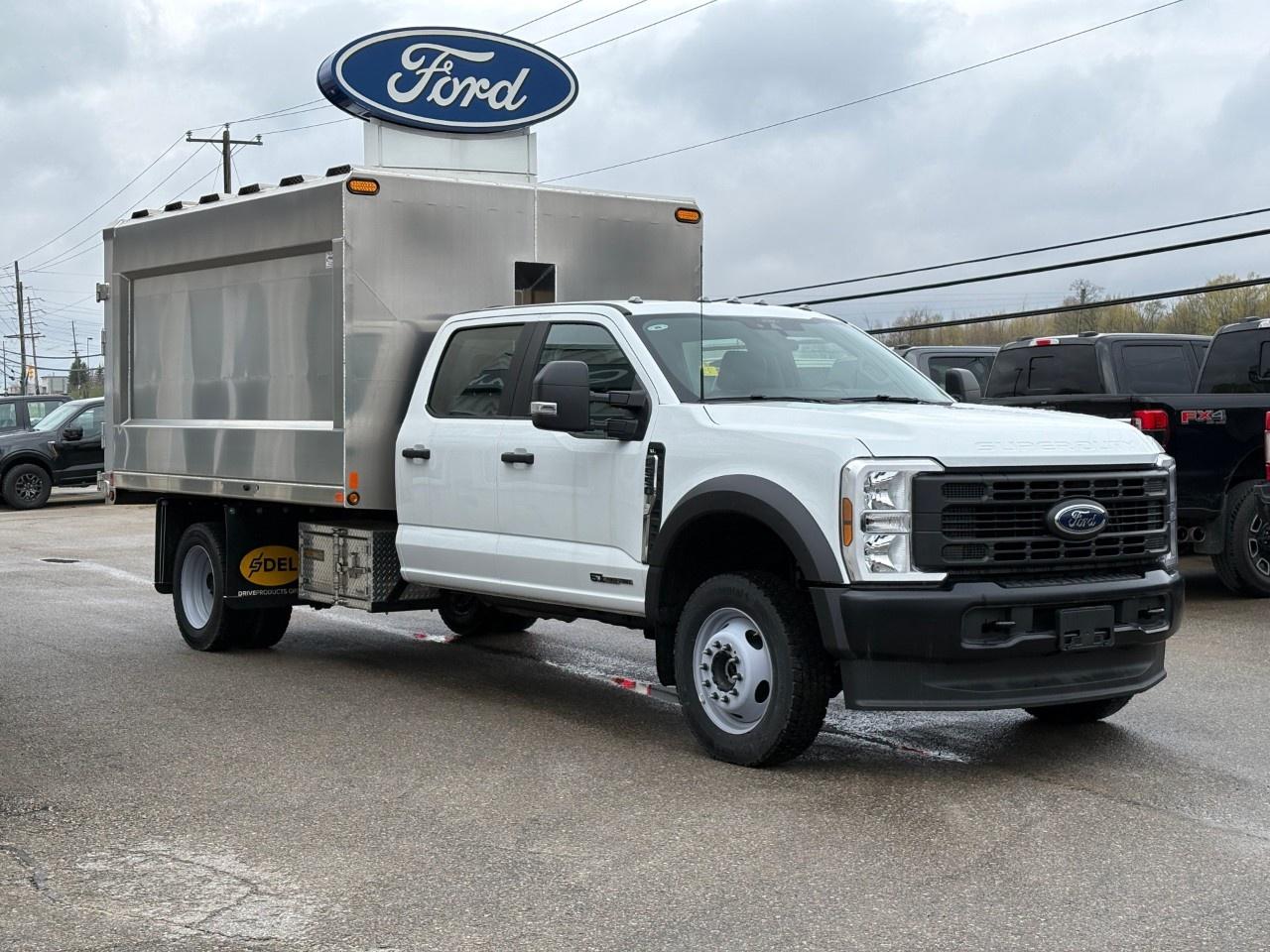 2026 Ford F-550 Super Duty DRW XL 4WD Crew Cab 203" WB 84" CA Photo4