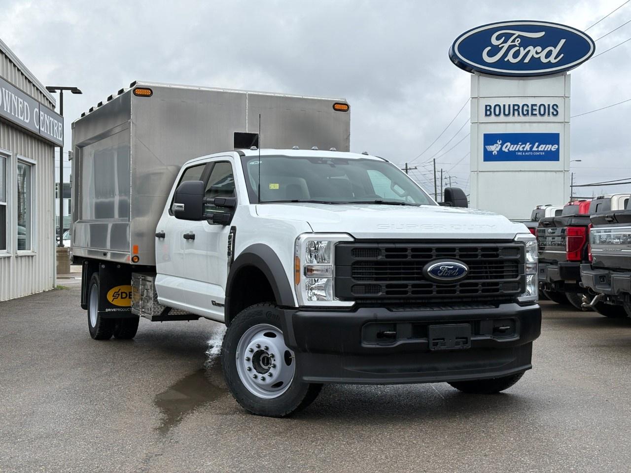 2026 Ford F-550 Super Duty DRW XL 4WD Crew Cab 203" WB 84" CA Photo0