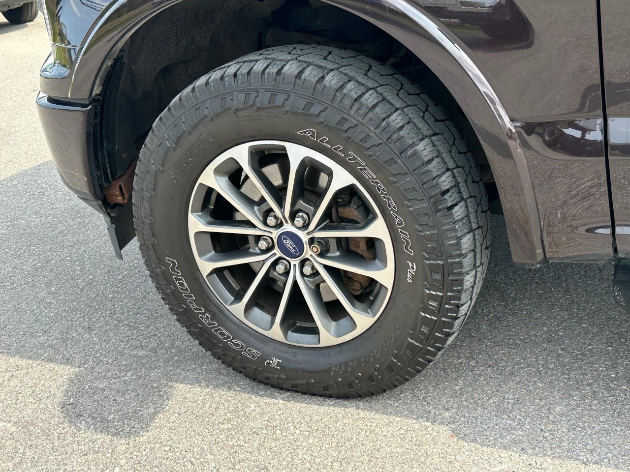 2018 Ford F-150 XLT 4WD SuperCrew 5.5' Box Photo