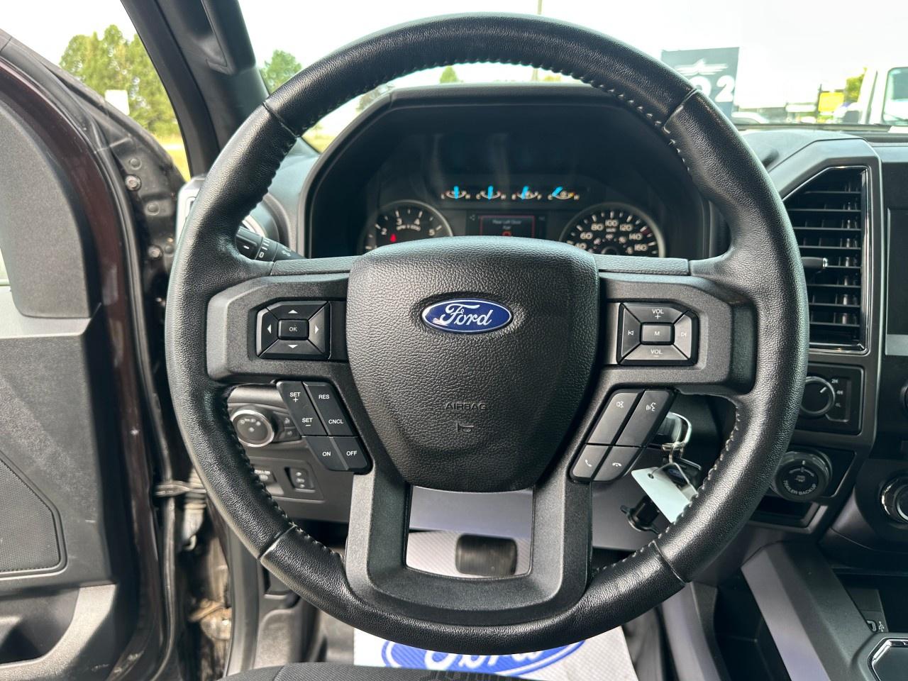 2018 Ford F-150 XLT 4WD SuperCrew 5.5' Box Photo